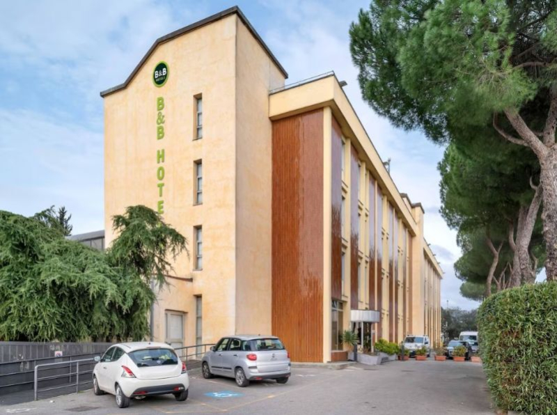 LHost amplia il network a Firenze con il B&B Hotel Calenzano First