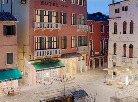 NH Hotel in Venice, all 5 hotels send back forgotten items with LHost